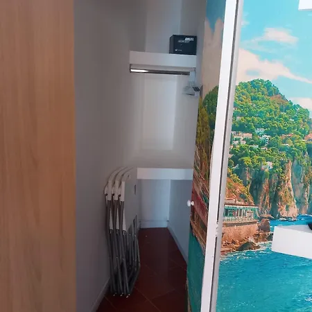 Mide House Capri