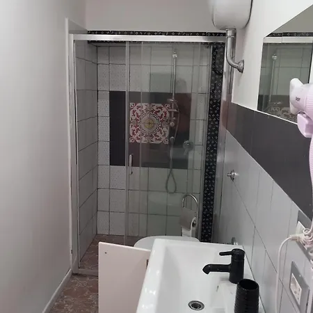 Mide House Apartament